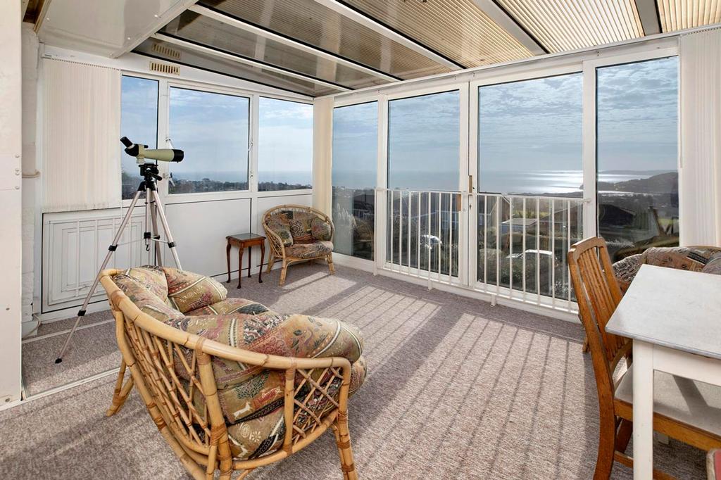 Maudlin Drive, Teignmouth, TQ14 3 bed detached bungalow for sale £525,000