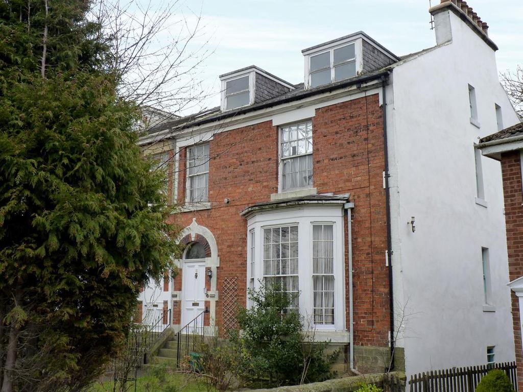 Forest Lane Head, Harrogate 6 bed semidetached house £285,000