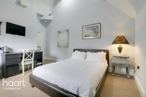 1 bedroom in a house share to rent, Maris Lane, Cambridge