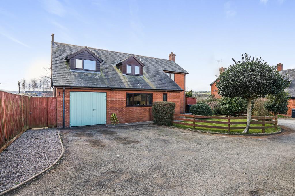 StauntonOnWye, Herefordshire, HR4 4 bed detached house £485,000