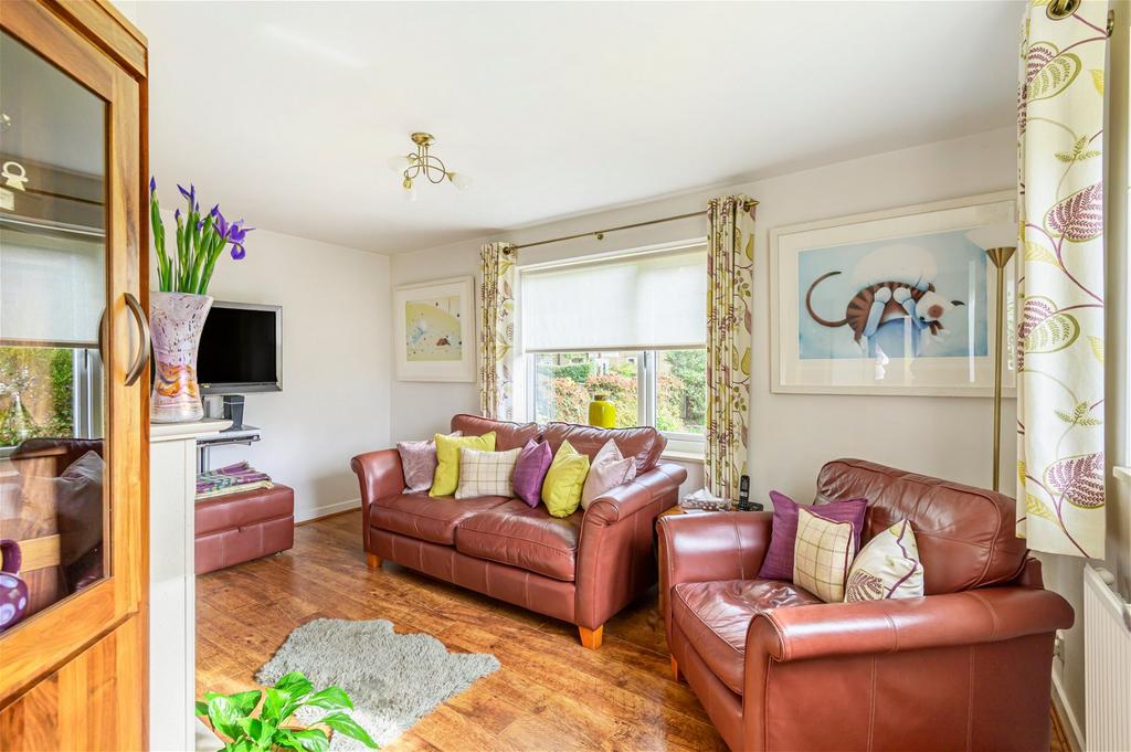 Wetherby, Third Avenue, LS22 2 bed end of terrace house £240,000