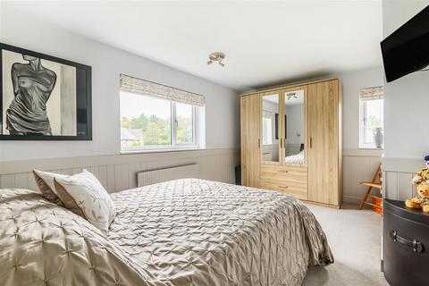 49 Third Avenue, Wetherby, LS22 6JR