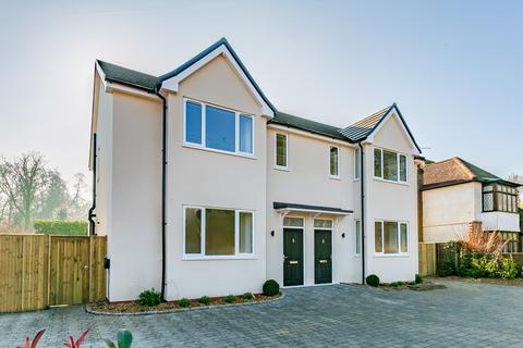 3 bedroom semi-detached house for sale - Dorking Road, Chilworth, Guildford GU4 8NR