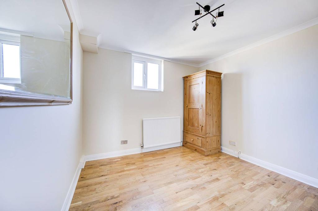 Harwood Road, Fulham Broadway, London, SW6 2 bed for sale