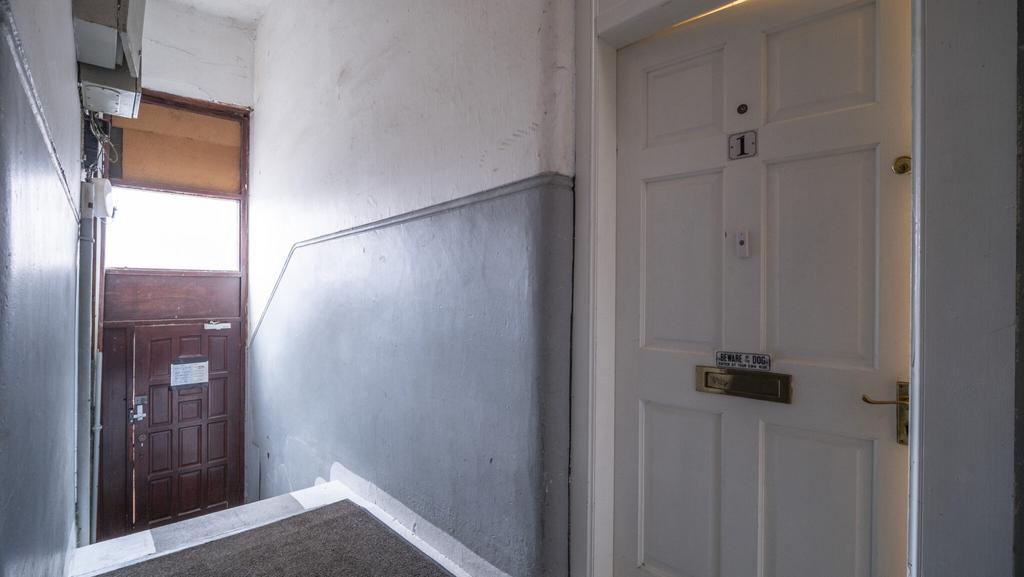 John St, Hamilton ML3 7EU 1 bed flat for sale £65,000