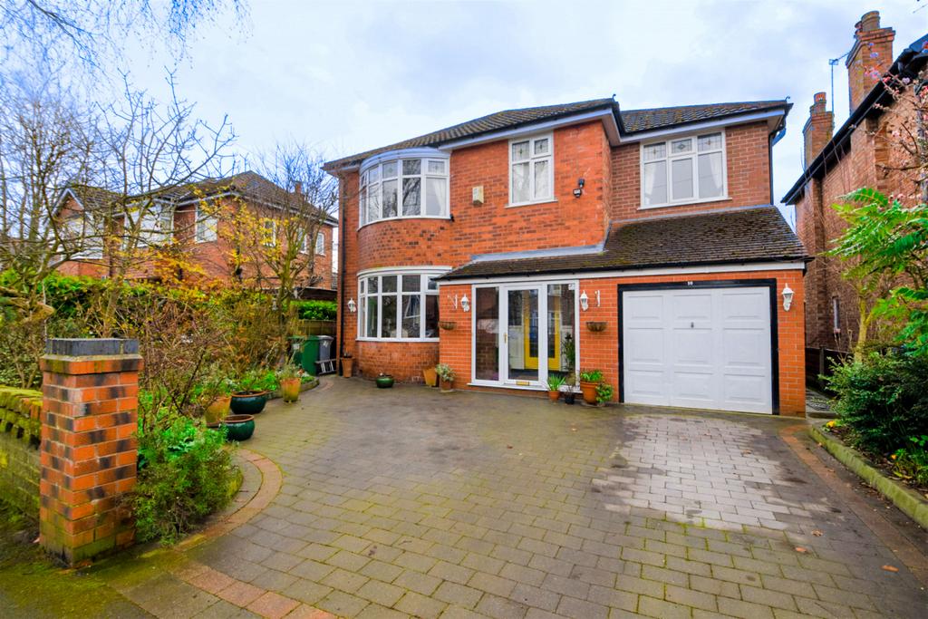 Four Bedroom Detached House for Sale