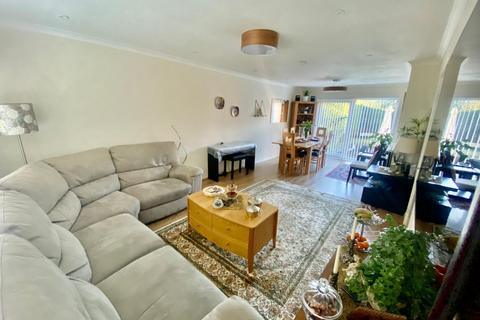 undefined, Cairnlee Avenue East, Cults AB15