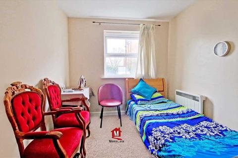 2 bedroom apartment for sale - Rutland Avenue, Slough, Slough
