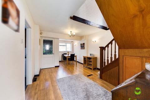 87 Bexley Road, Erith, DA8 3SW
