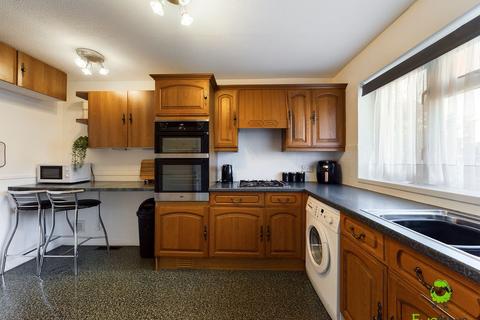 87 Bexley Road, Erith, DA8 3SW