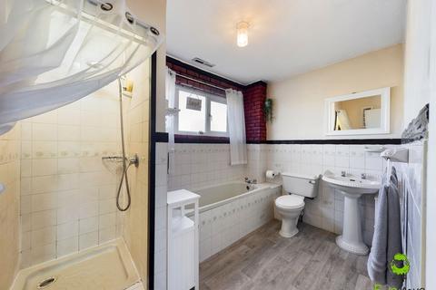 87 Bexley Road, Erith, DA8 3SW