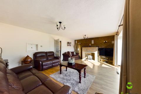 87 Bexley Road, Erith, DA8 3SW