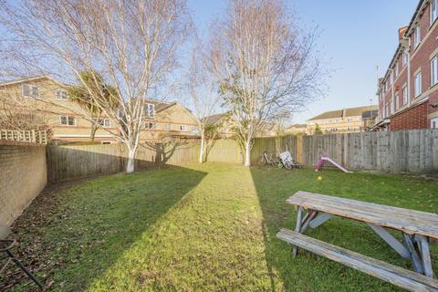 5 Athena Close, Kingston Upon Thames, KT1 3GA