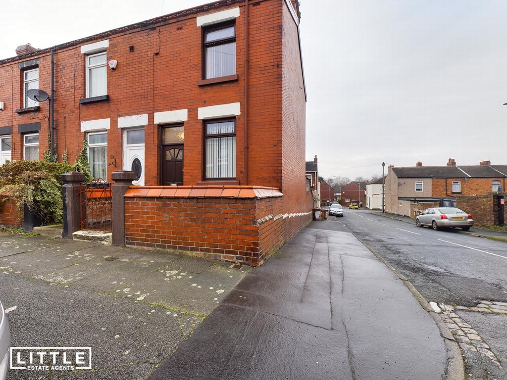 Chamberlain Street, St. Helens, WA10 2 bed end of terrace house £100,000