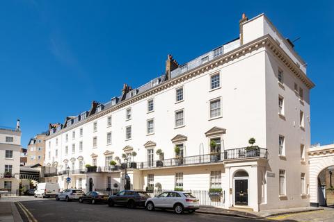 3 bedroom flat for sale, West Eaton Place, London, SW1X