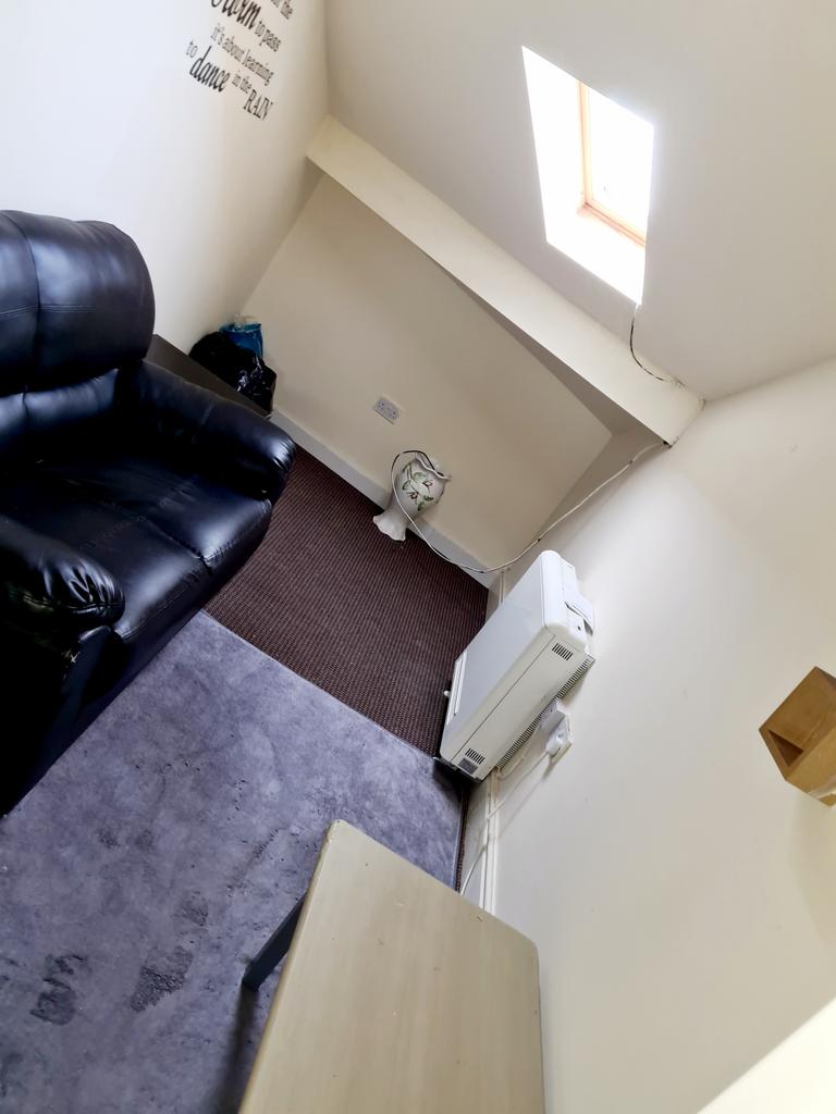 1 Bedroom Flat To Let