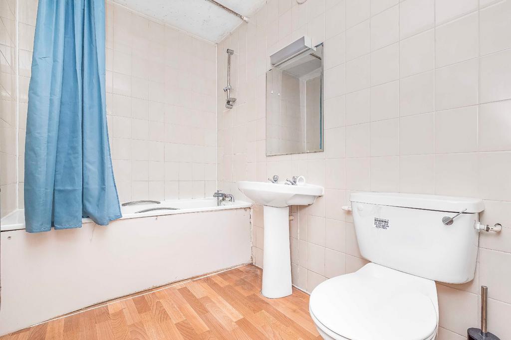 Bathroom 2