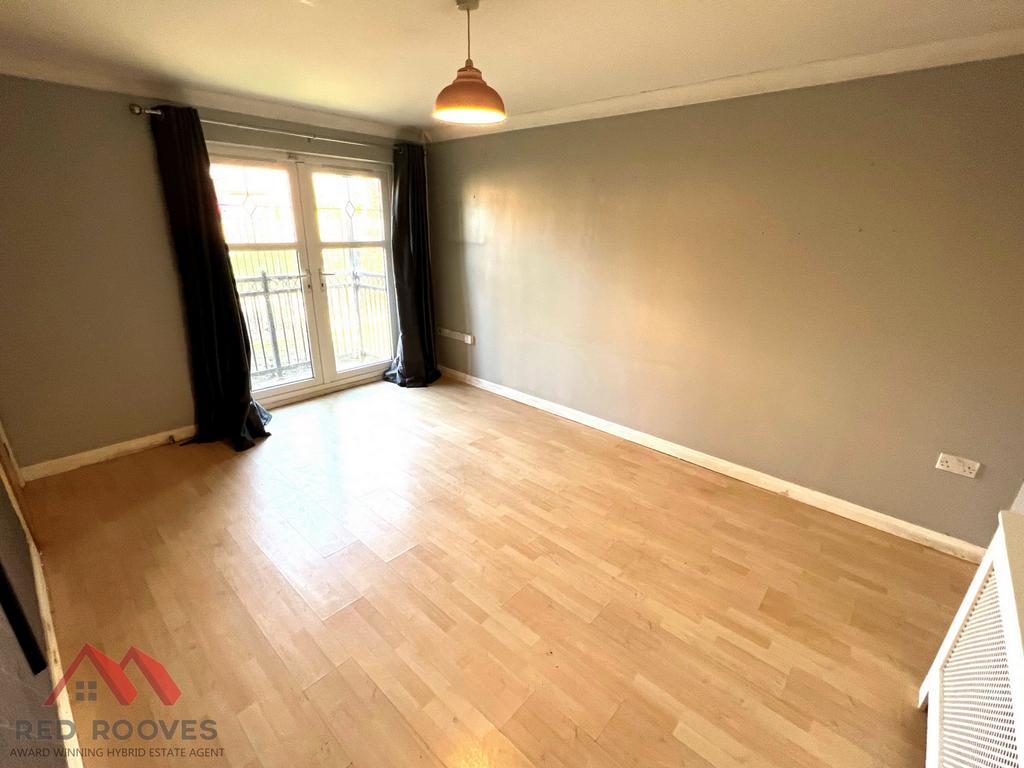 Lanark Gardens, Halton, WA8 2 bed apartment £110,000