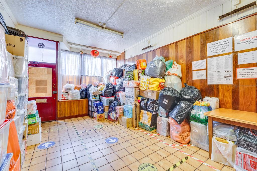 Wandsworth Bridge Road, Fulham, London 3 bed property with land £