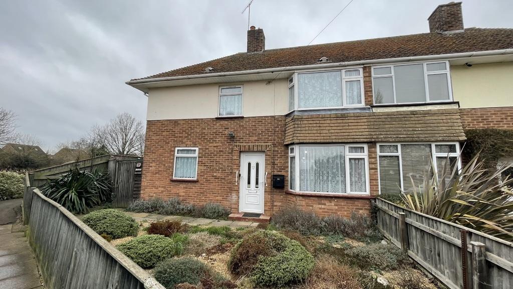 Berry Close, Stretham, Ely, Cambridgeshire 3 bed semidetached house