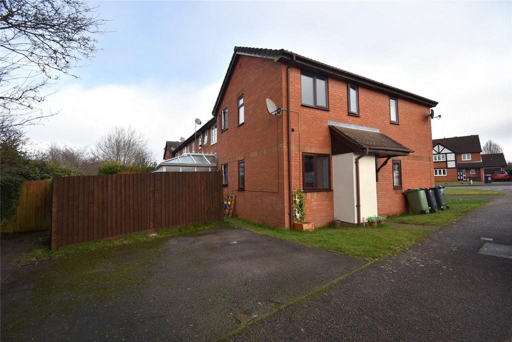 Cromer Way, Luton, Bedfordshire, LU2 1 bed terraced house £210,000