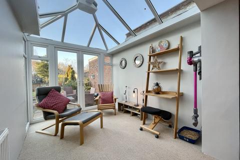 23 Broad Road, Eastbourne, BN20 9QS