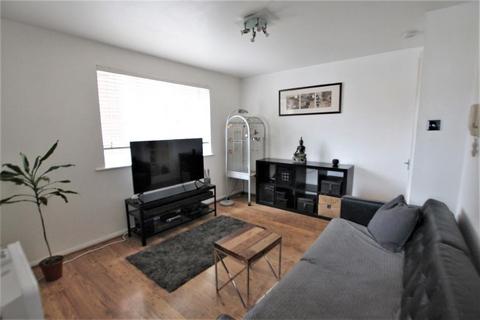 1 bedroom apartment for sale, Bream Close, Tottenham Hale, London, N17