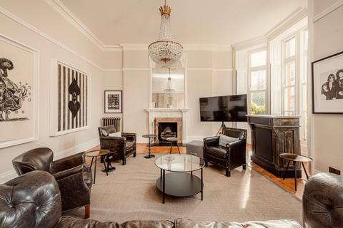 undefined, North Audley Street