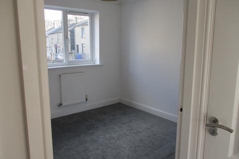 2 bedroom apartment to rent, Acre Park, Bacup OL13