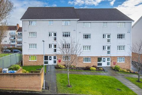 2/1, 1 Glenmore Place, Glasgow, G42 0EA