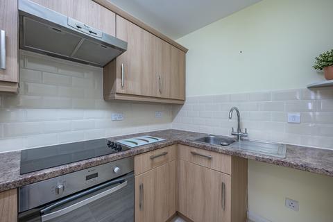 2/1, 1 Glenmore Place, Glasgow, G42 0EA