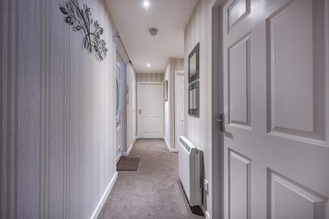 2/1, 1 Glenmore Place, Glasgow, G42 0EA