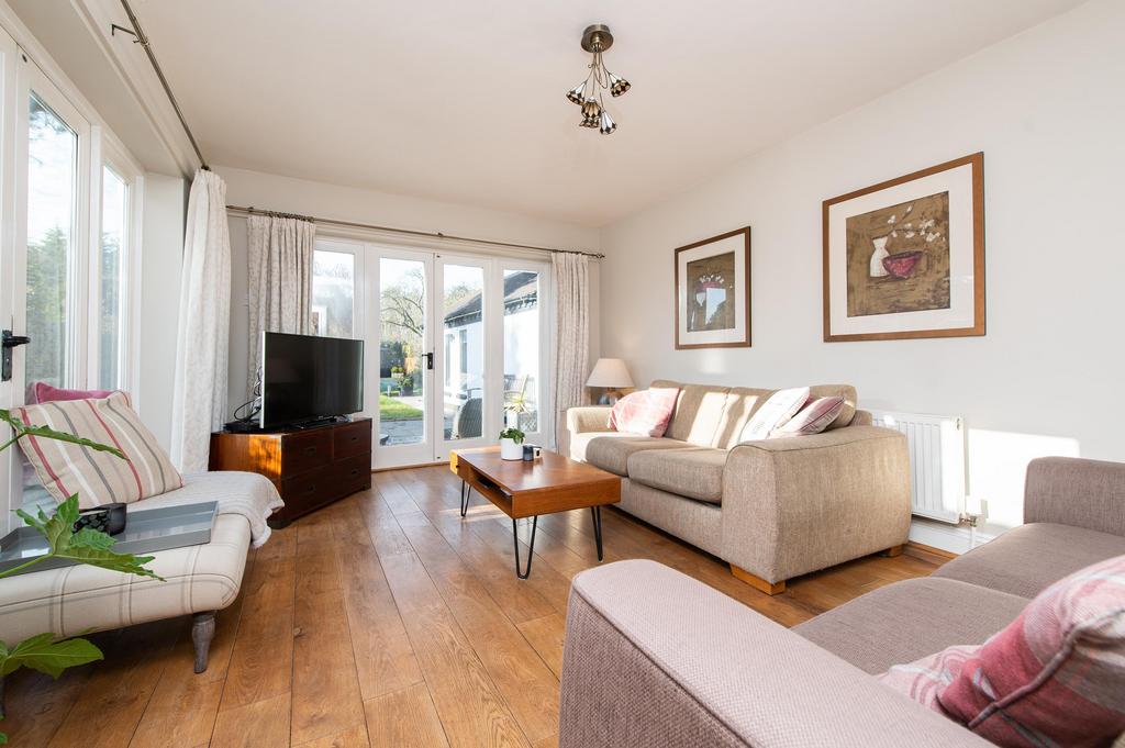 Mayswood Road, Wootton Wawen, HenleyinArden, Warwickshire, B95 4 bed