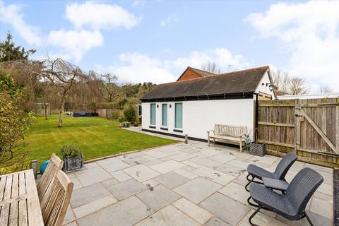 undefined, Wootton Wawen, Henley-in-Arden, Warwickshire, B95