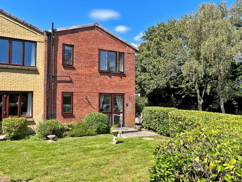 Grigg Lane, Brockenhurst, Hampshire... 1 bed apartment for sale £95,000