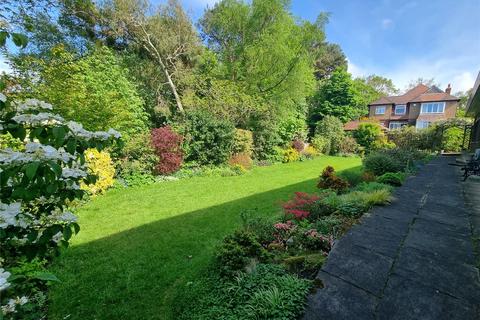 6 Pineway, Wirral, CH60 6RP