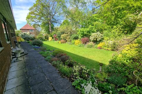 6 Pineway, Wirral, CH60 6RP