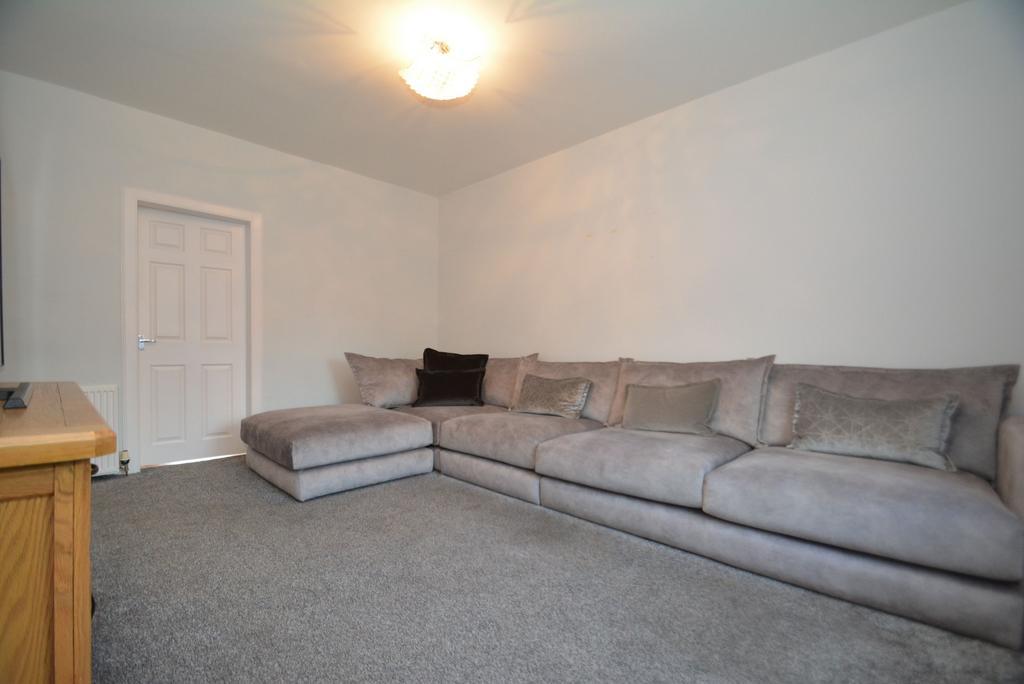 77 Milrig Road, Rutherglen, GLASGOW... 2 bed flat £110,000
