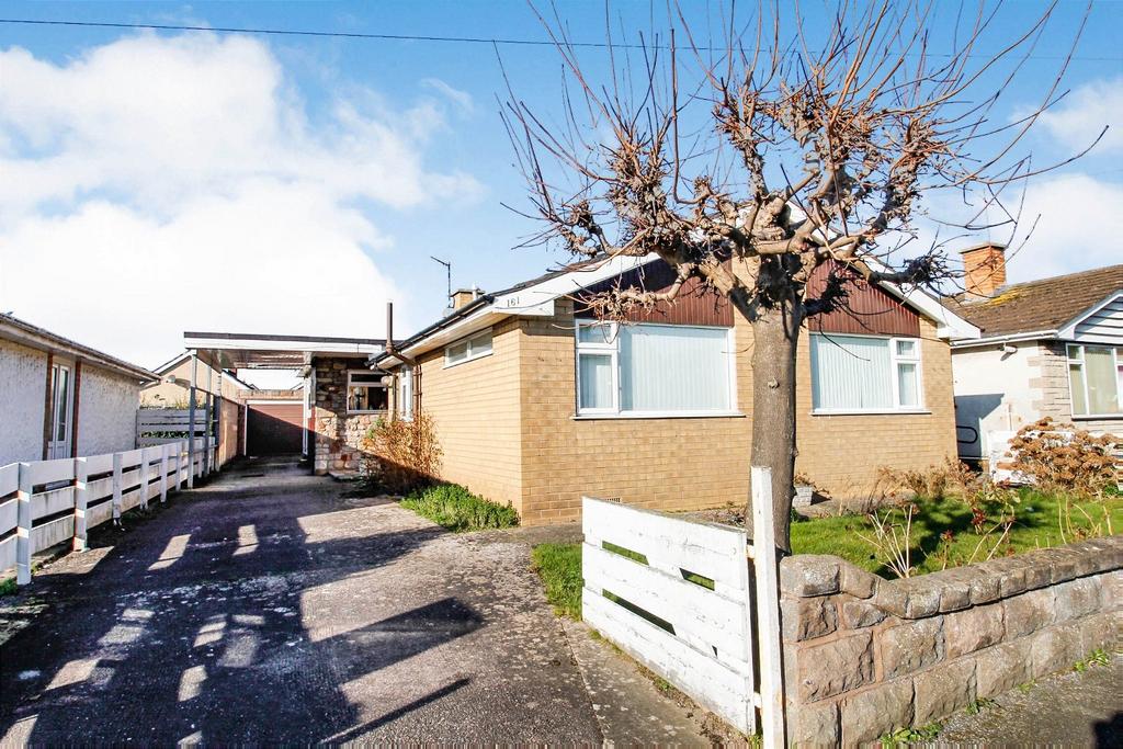 Rhuddlan Road, Rhyl, Denbighshire, LL18 2RG 3 bed detached bungalow for
