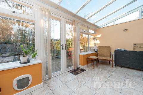 8 Goldsborough Crescent, London, E4 6PZ