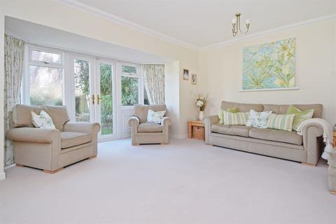 8 Mallard Close, Herne Bay, CT6 5RJ