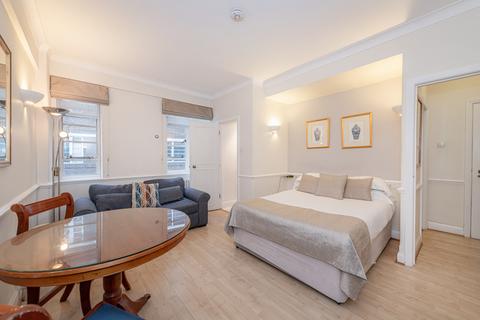 Studio to rent, Nell Gwynn House, Sloane Avenue, Chelsea, London, SW3