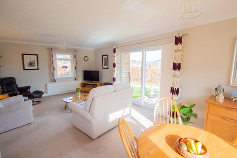 Flat 5, Farrant Court Balfours, Sidmouth, EX10 9EG