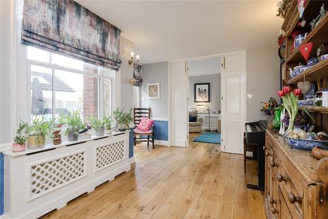 5 bedroom detached house for sale - St Albans Road, Kingston upon Thames, KT2