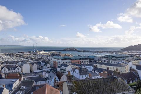 undefined, Les Cotils, St. Peter Port