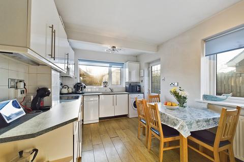 11 Darland Lane, Rossett, Wrexham, LL12 0EL
