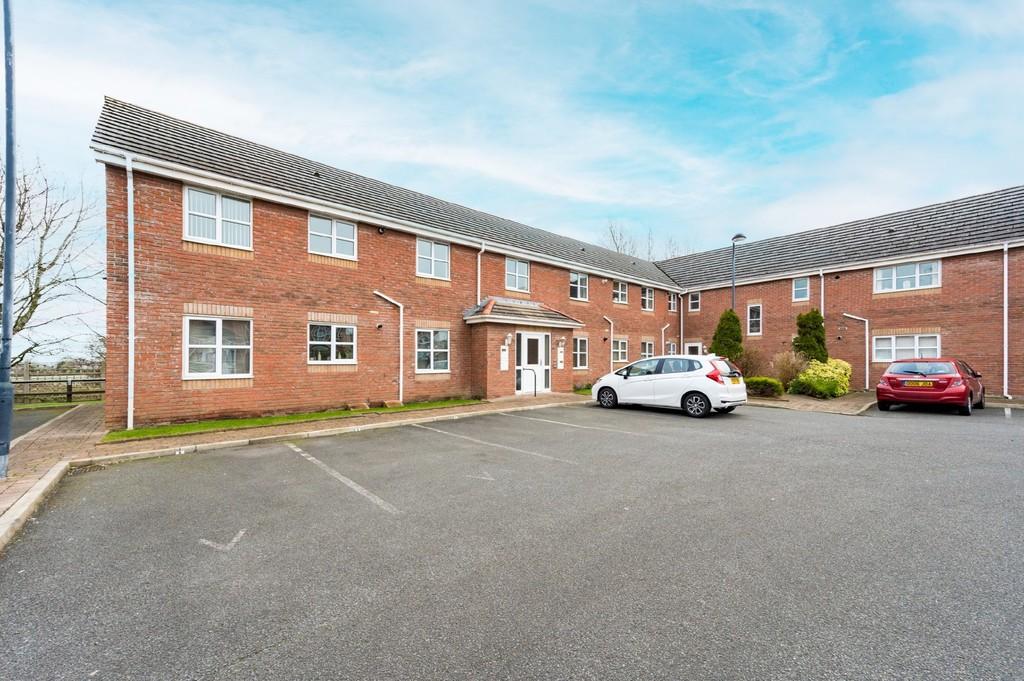Delph Drive, Ormskirk 2 bed apartment £136,500