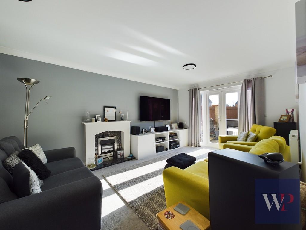 Ensign Way, Diss 4 bed detached house £350,000