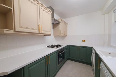 2 bedroom flat to rent, Lincoln Court, Enfield