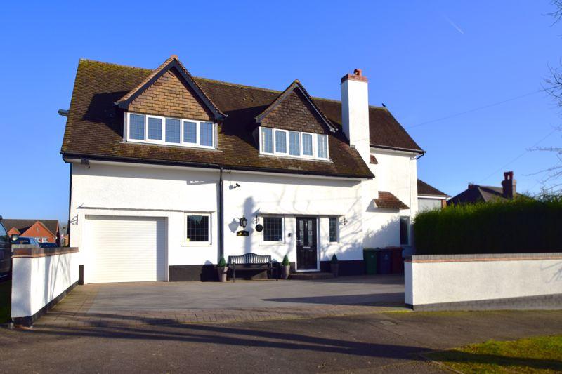 Erdington Road, Aldridge, WS9 0RT 5 bed detached house for sale £675,000